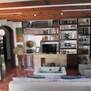 https://casa-fayna-playa-honda.in-canary-islands.com
